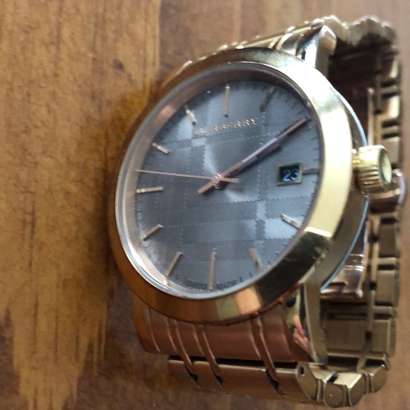 Burberry Watch - Picture 3 of 7